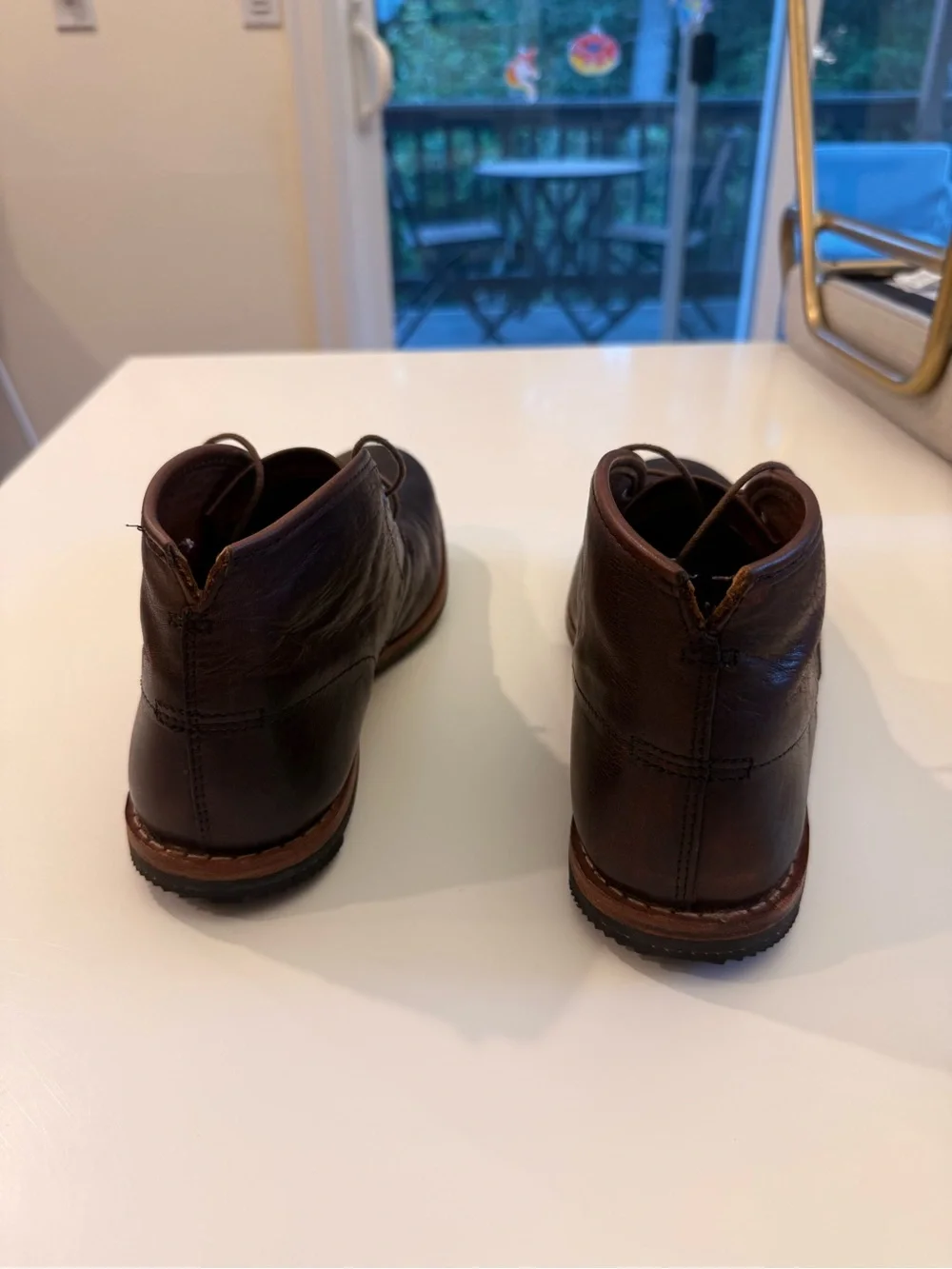 Men's Classic Brown Leather Lace-Up Shoes